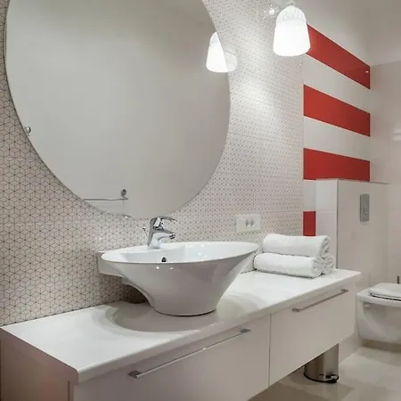 Stylische -tres Chic- In Makarska